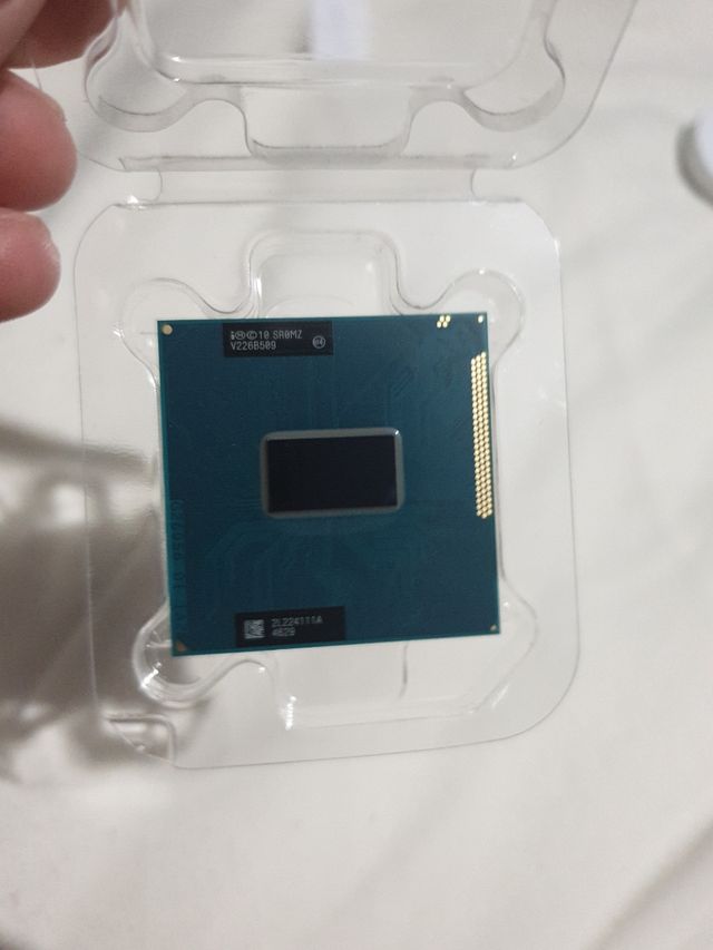 CPU Intel i5-3210M