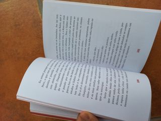 Libro "Leonardo e os fontaneiros"