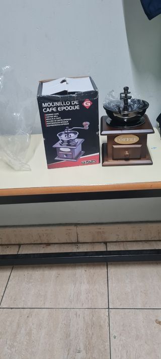 Molinillo café antiguo
