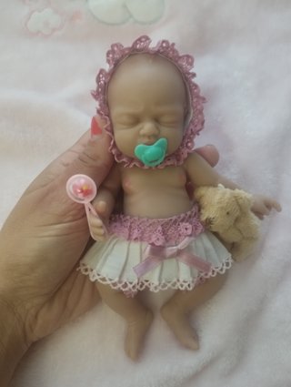 Muñeca reborn silicona platino