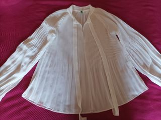 Blusa blanca plisada