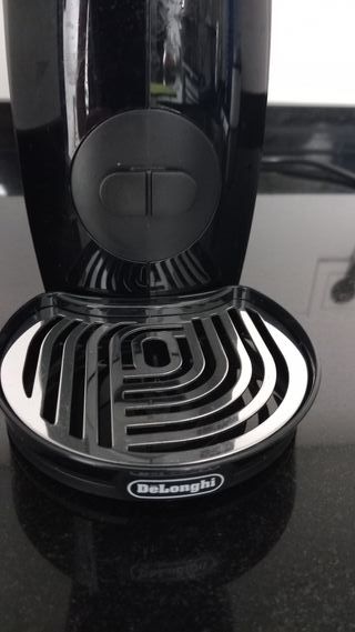 cafetera Nescafé Dolce Gusto De Longhi Genio Plus 
