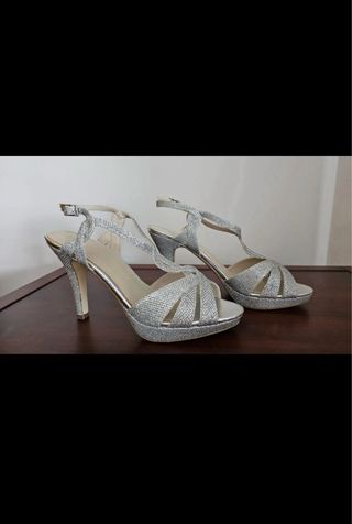 Sandalias plateadas