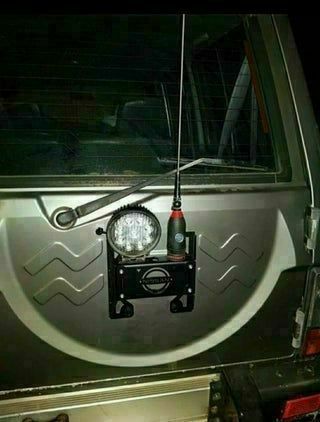 Soporte de antena, faro,... Nissan patrol gr y60