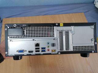 Torre PC Lenovo para reparar