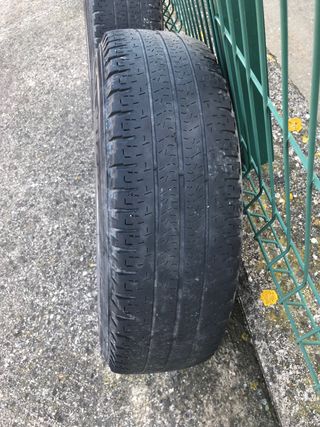 Vendo conjunto llantas más  neumaticos