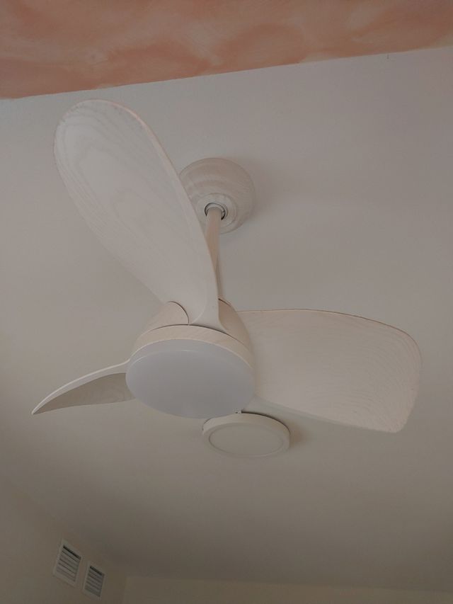 Ventilador techo con luz
