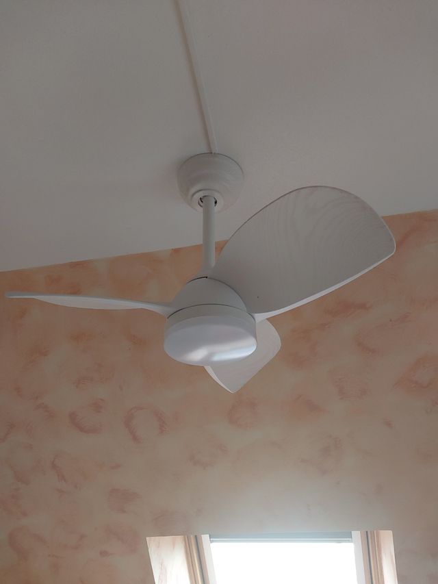Ventilador techo con luz