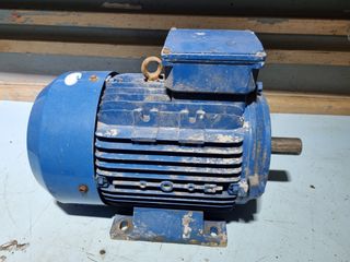 Motor eléctrico de 4 cv de 380