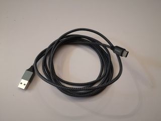 Cavo ricarica type-c difettoso