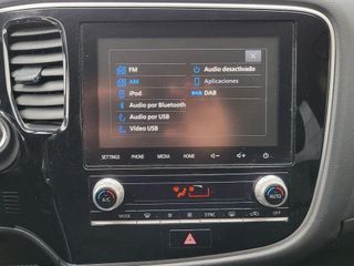 MITSUBISHI Outlander 2.4 PHEV Motion Auto 4WD