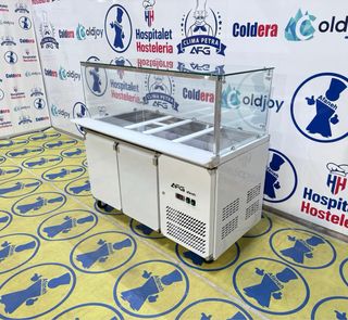 VITRINAS DE ENSALADAD , COMODAS , PIZZAS , DÖNER