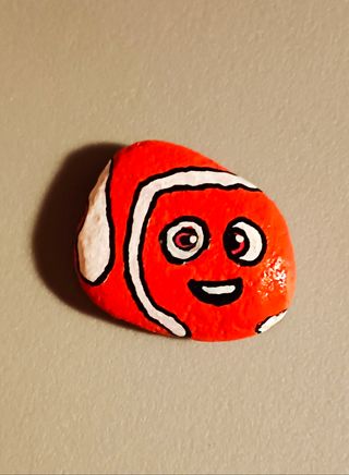 SASSO CALAMITA DIPINTO A MANO