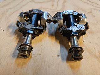 Pedales Shimano XT