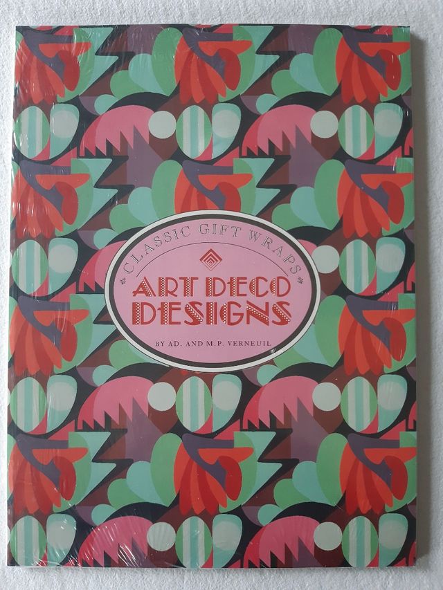 Carta decorata per regali e altro