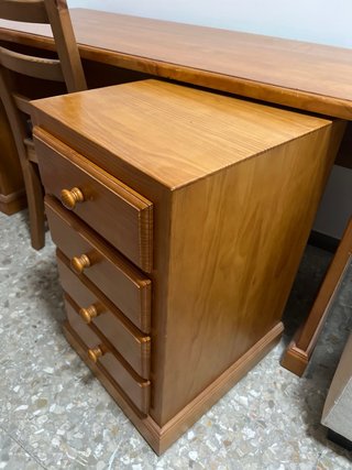 Mesa para escritorio de madera