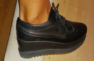 Scarpe con plateau nere