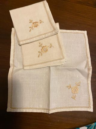 Tovaglietta da the con sei tovaglioli antico