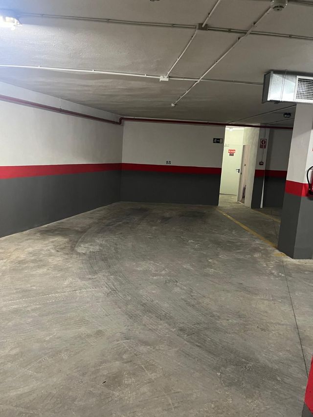 Garage to rent