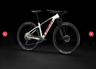 Trek X - Caliber 8 Crystal White L 29"