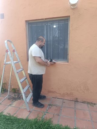 portes y mudanzas mosquiteras arreglos un  manitas