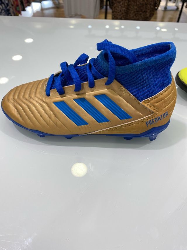 Deportiva futbol niño