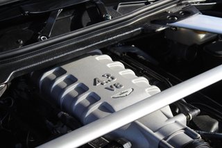 Aston Martin Vantage 14.000 km!!!!