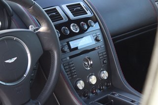 Aston Martin Vantage 14.000 km!!!!