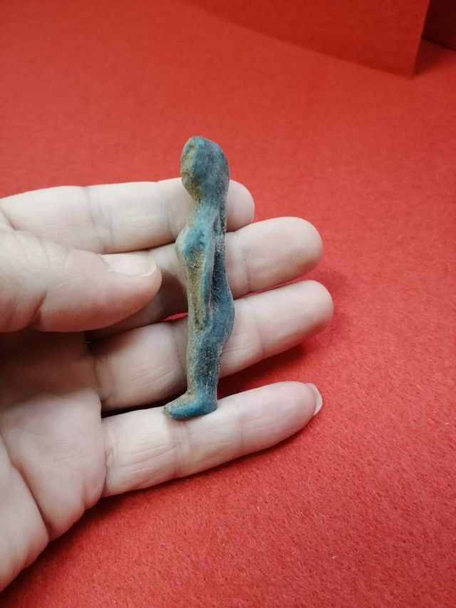 Exvoto ibero muy buena patina y relieve bronce