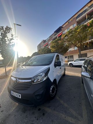Opel Vivaro 2014