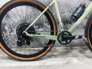 MEGAMO WEST AXS 05 2024