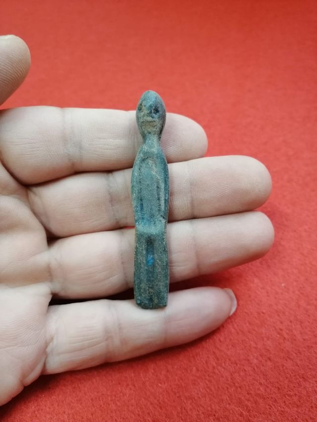 Exvoto ibero buena patina y relieve bronce