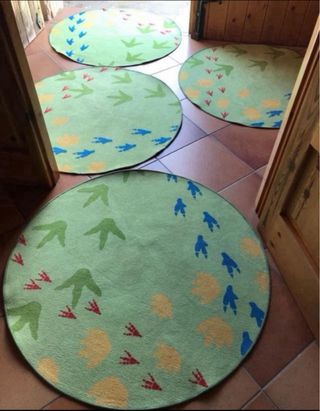 Alfombra infantil dinosaurio Ikea