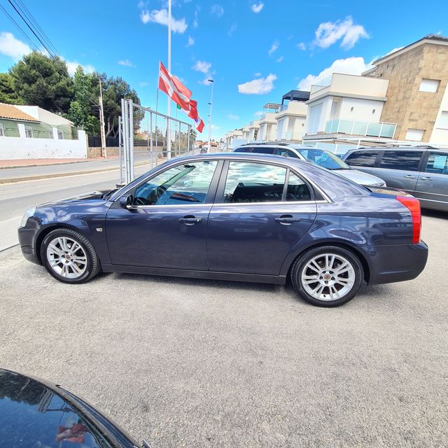 Cadillac BLS 1.9 16V TiD AUTOMÁTICO