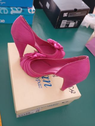 Zapato rosa fiesta 