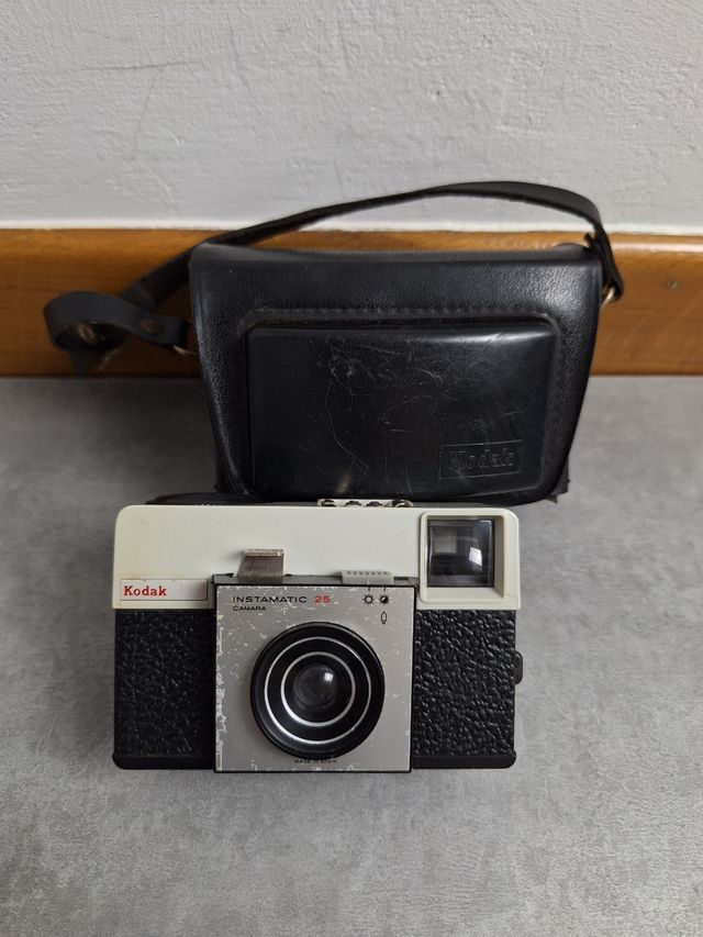 Kodak Instamatic 25