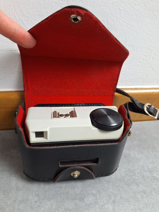Kodak Instamatic 25