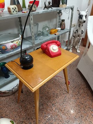 Mesa auxiliar vintage años 60