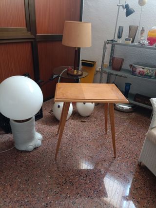 Mesa auxiliar vintage años 60
