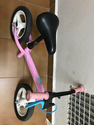 Bicicleta infantil sin pedales para niño o niña