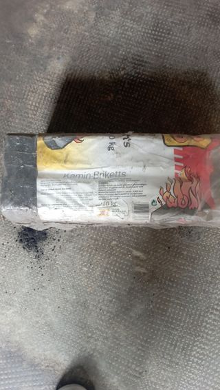 Mattonelle di Carbone Kamin Brikket 10kg