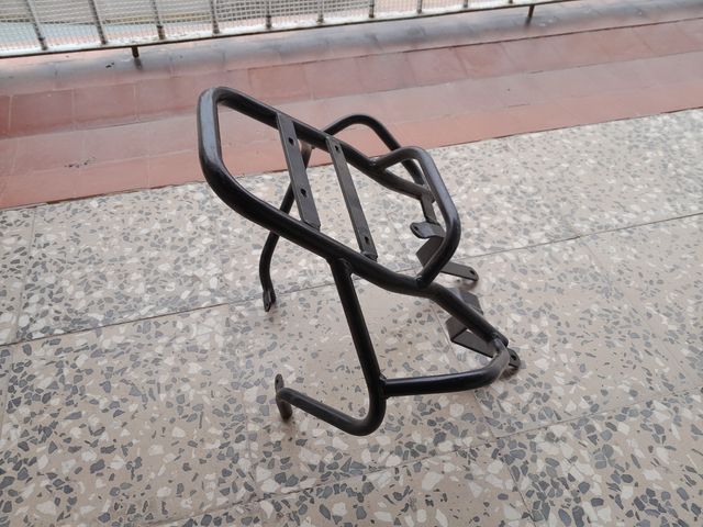 YAMAHA MAJESTY 125 ( SOLO PARRILLA TRASERA )