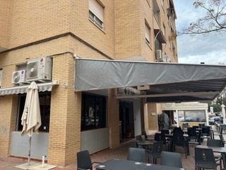 Toldos con Cortavientos