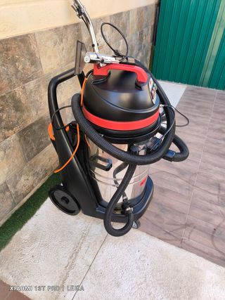 limpiadora de alfombras profesional.