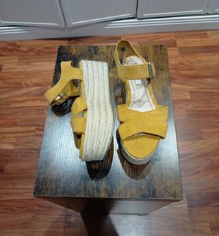 Sandalias esparto cuña Pull&Bear