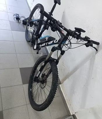 Bici Mountain E-bike Full Pedalata Assistita
