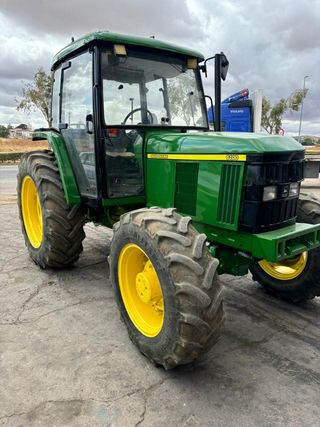 Jhon theree 6100 DT cabina