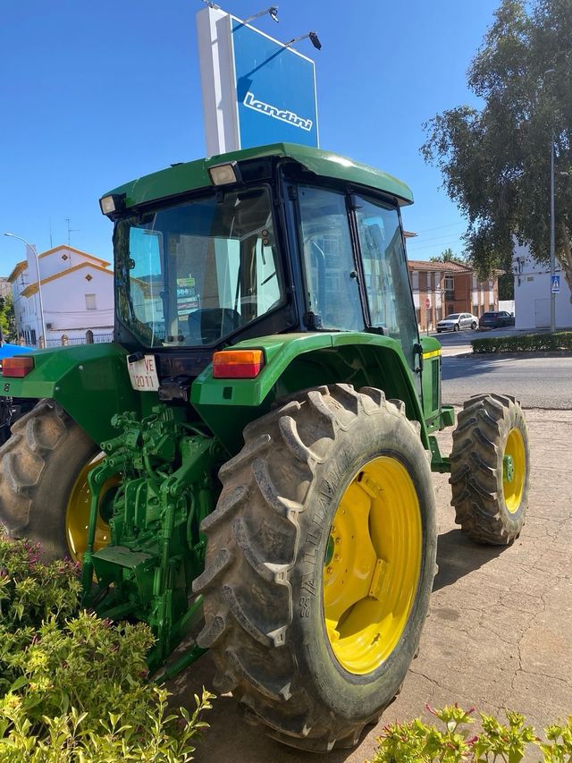 Jhon theree 6100 DT cabina 