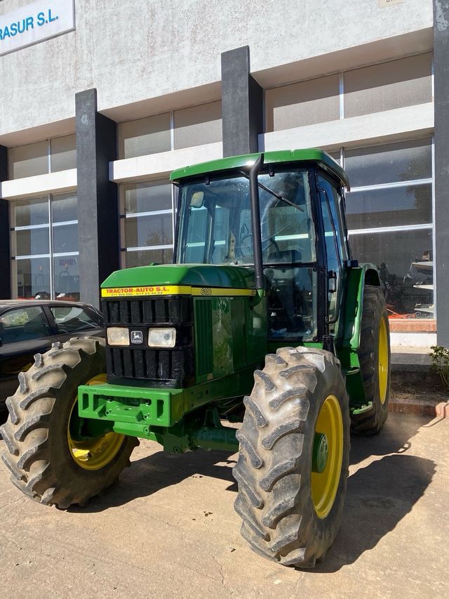 Jhon theree 6100 DT cabina 