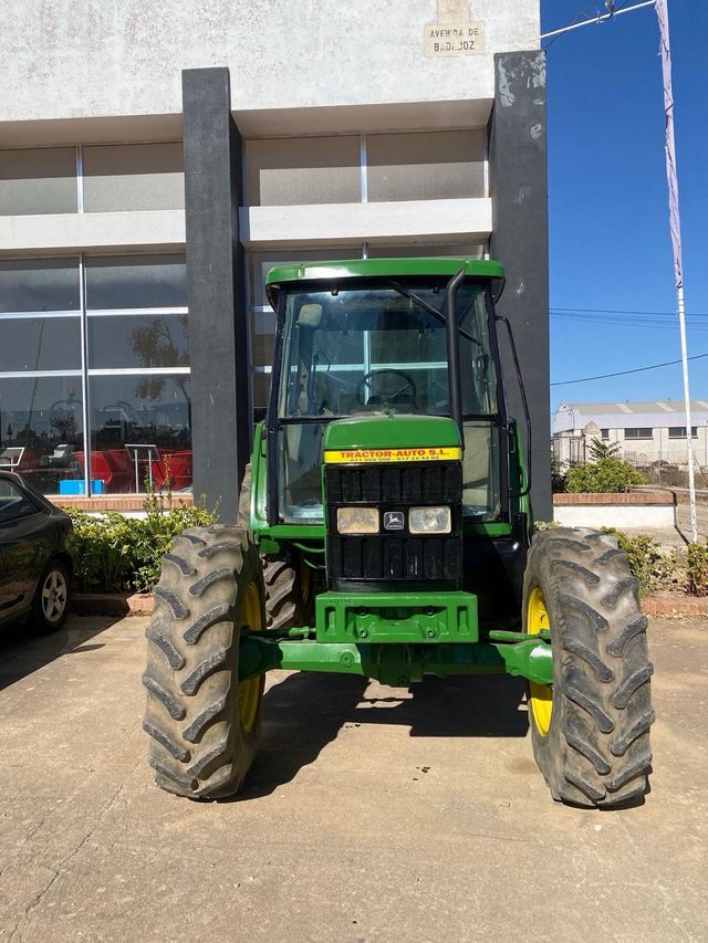 Jhon theree 6100 DT cabina 